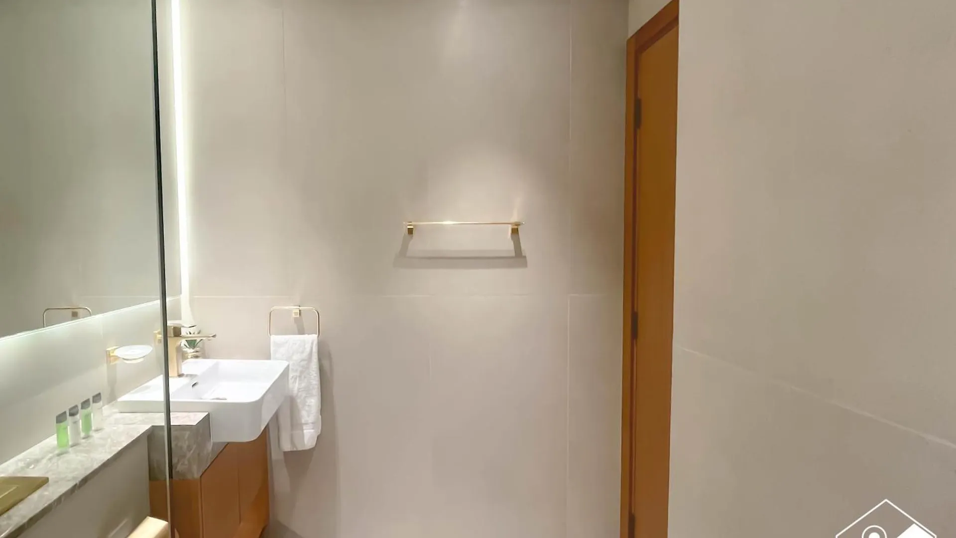 Bright And Modern 1Br Binghatti Amber With City View Dubai
