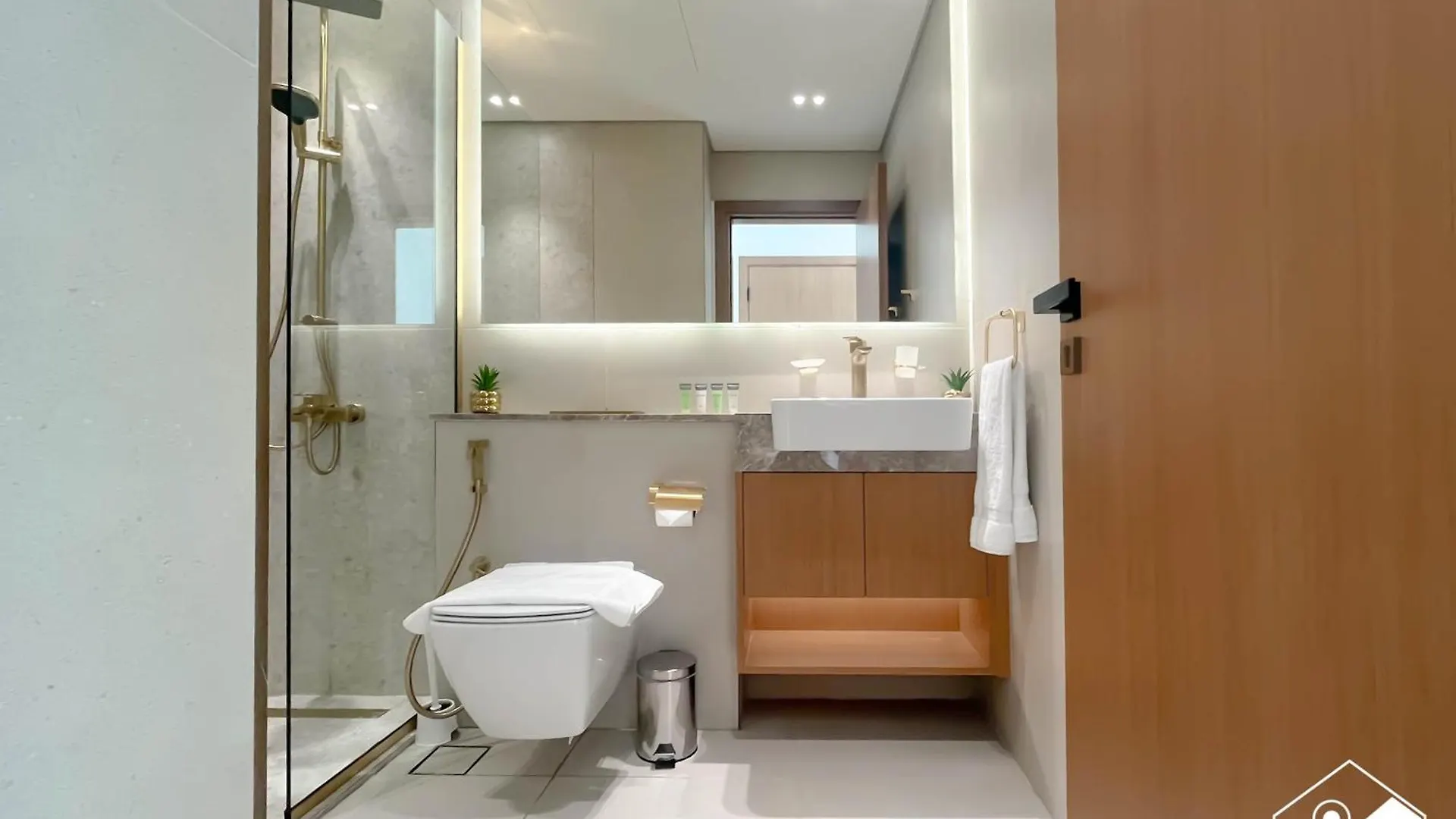 Bright And Modern 1Br Binghatti Amber With City View Dubai
